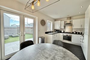 Kitchen/Diner- click for photo gallery